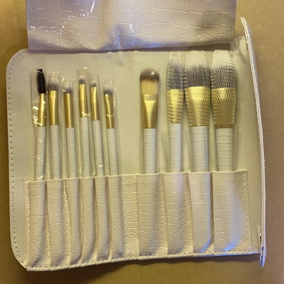 Brand New Makeup Brush Set - Picture 4 of 4